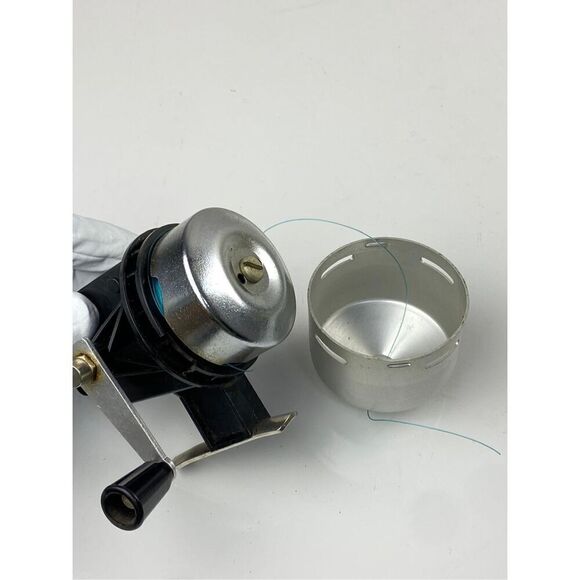 Vintage Garcia ABUMATIC 220 Kingfisher Spin Cast Reel Made in Sweden EC1918 - Picture 4 of 6